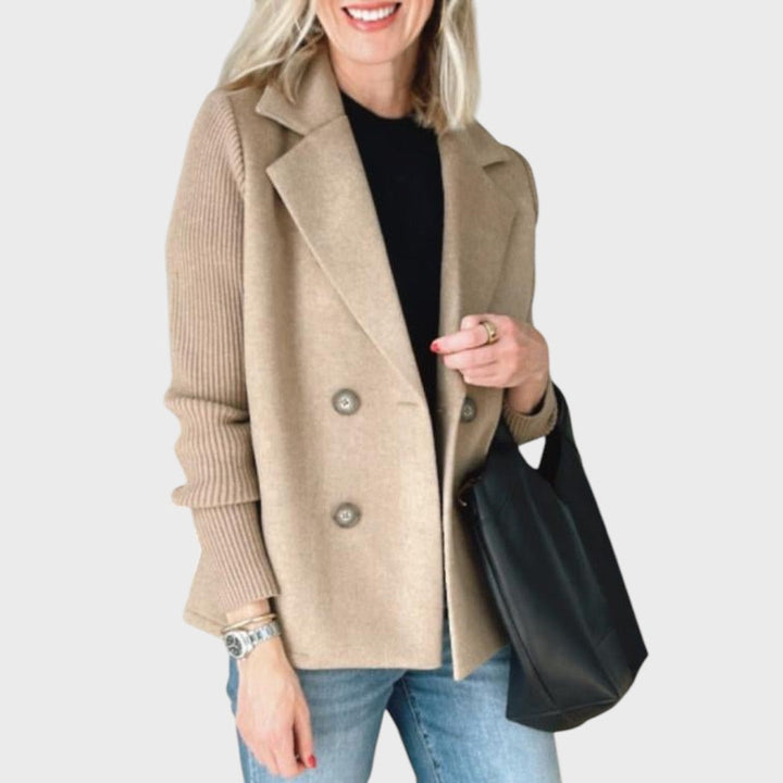 Emma - Elegantní blazer s úpletem na rukávech